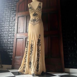 Sue Wong Nocturnal Size 8 Nude Embroidered Beaded Evening Dress